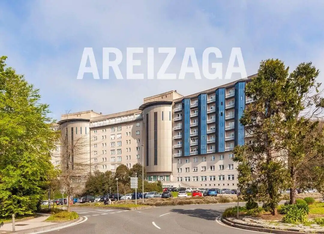 Vista exterior de Piso en venta en Donostia - San Sebastián  con Calefacción, Terraza y Trastero