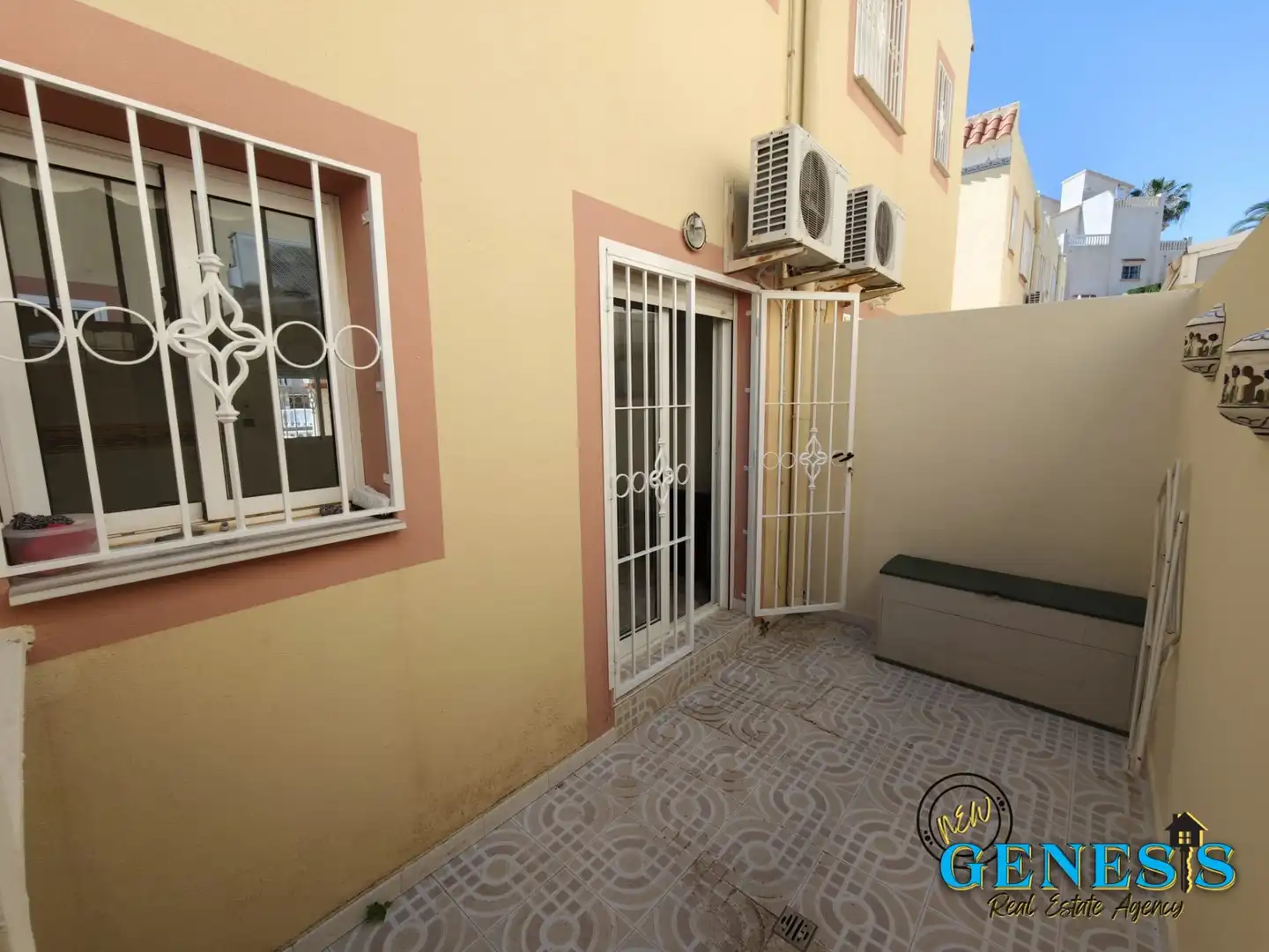 Doppelhaushälfte mit Terrasse zum Verkauf in Calle Malvinas, imagen 12