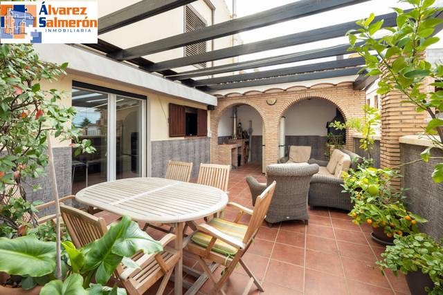 Casa adosada en Venta en Calle SAN ANTON (CER) en La Paz