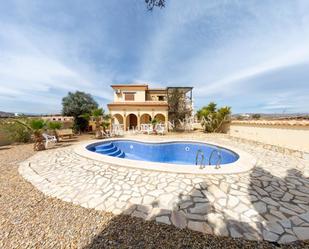 Vista exterior de Casa o xalet en venda en Zurgena amb Aire condicionat, Terrassa i Piscina