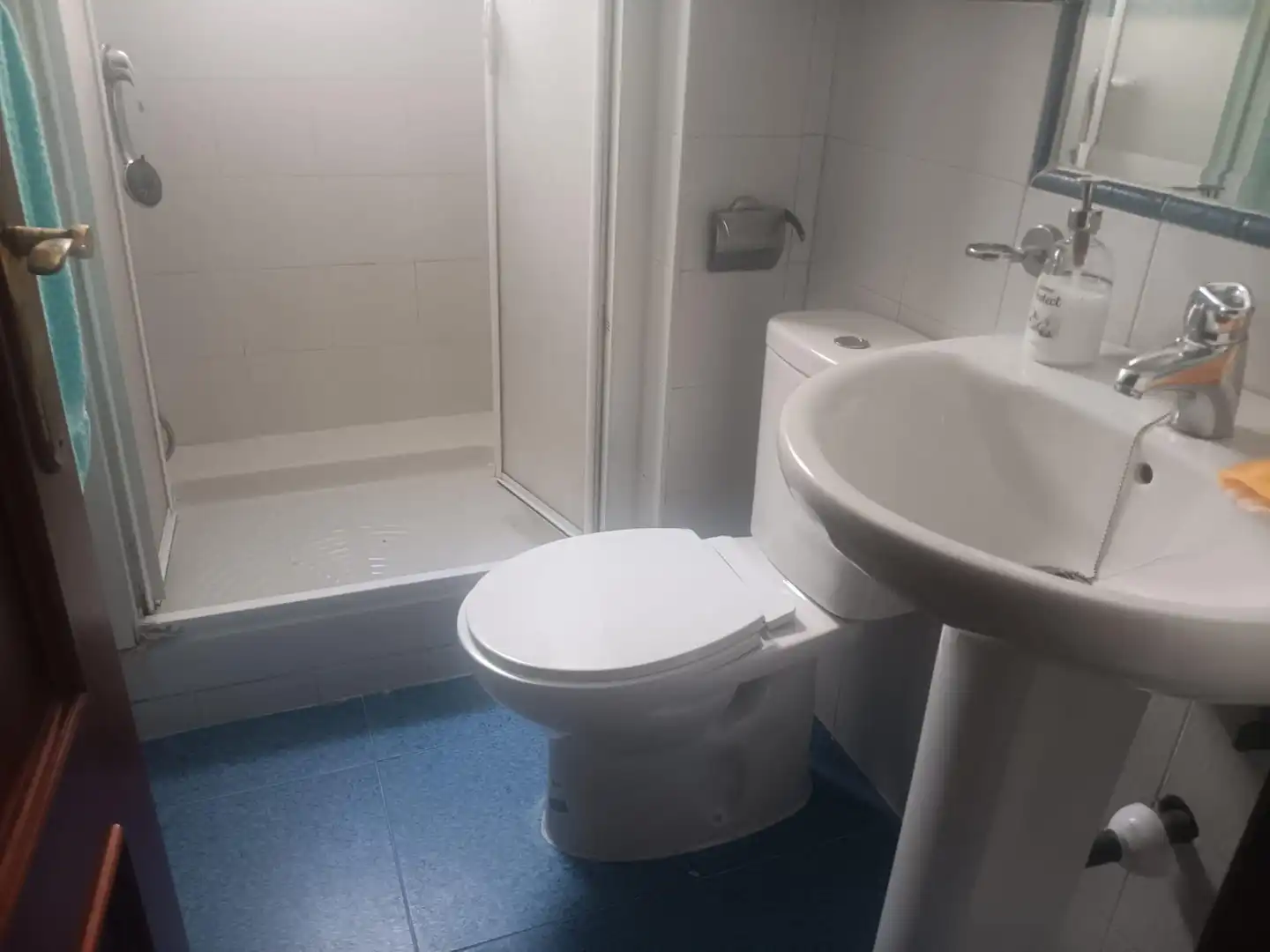 Bathroom of Flat for sale in Sevilla