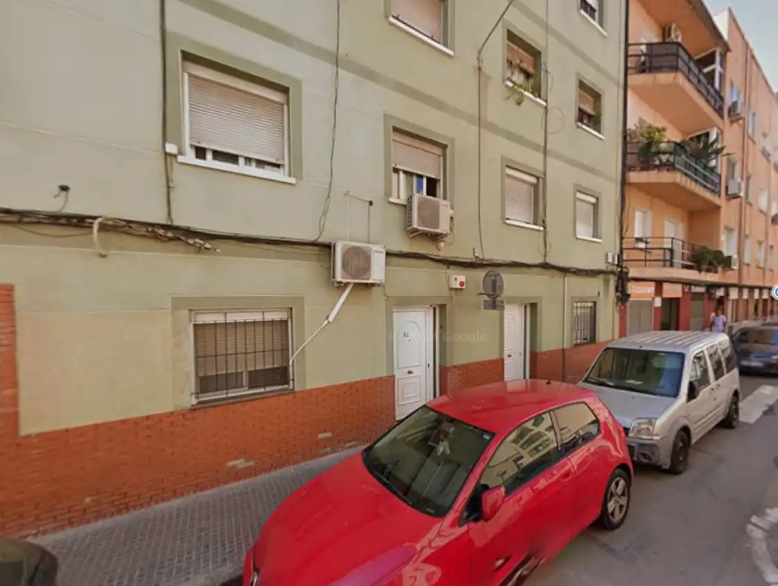 Außenansicht von Wohnung zum Verkauf in El Prat de Llobregat mit Balkon