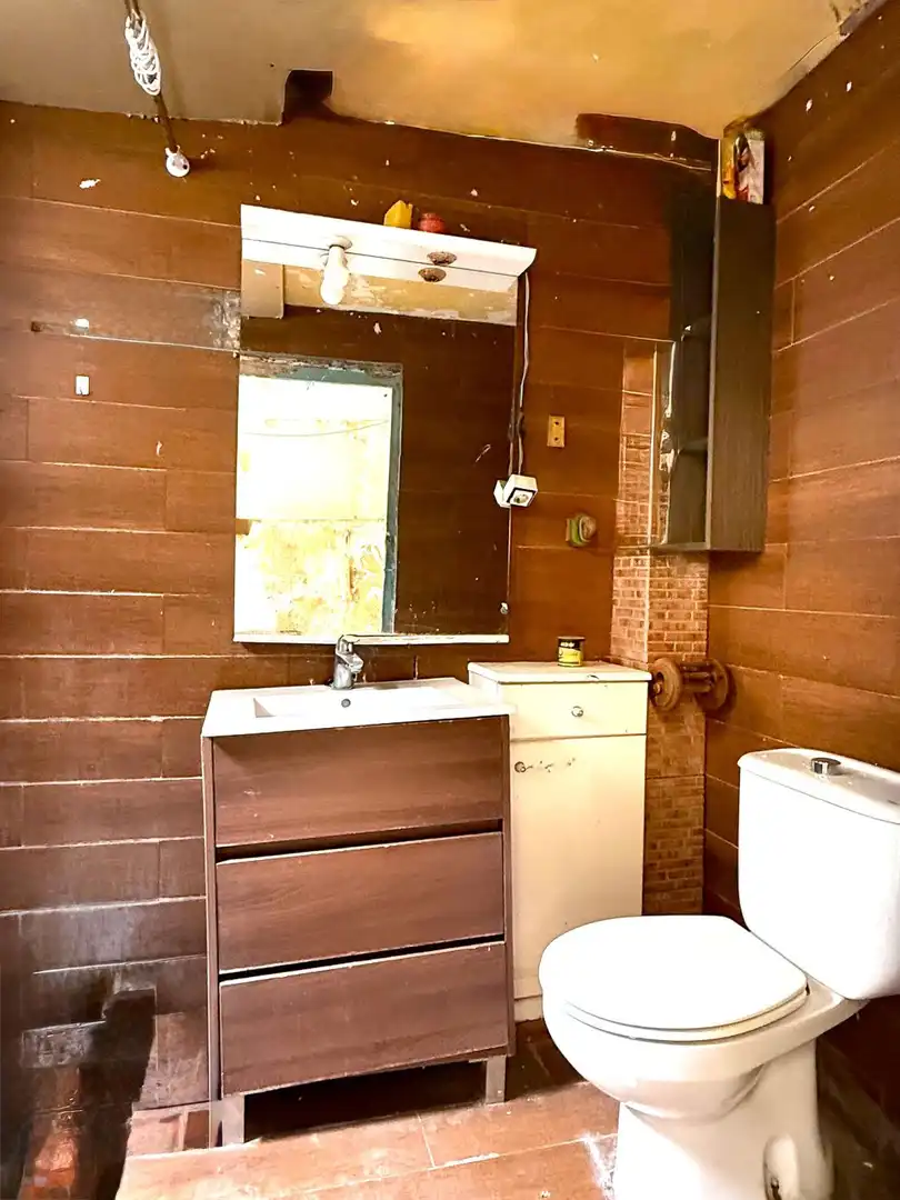 Baño de Casa o chalet en venta en Sant Boi de Llobregat con Jardín privado, Terraza y Trastero
