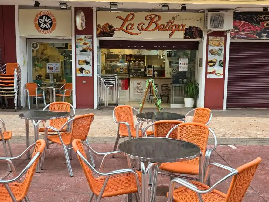 Local comercial en traspaso en Plaza la Concordia 4, imagen 7