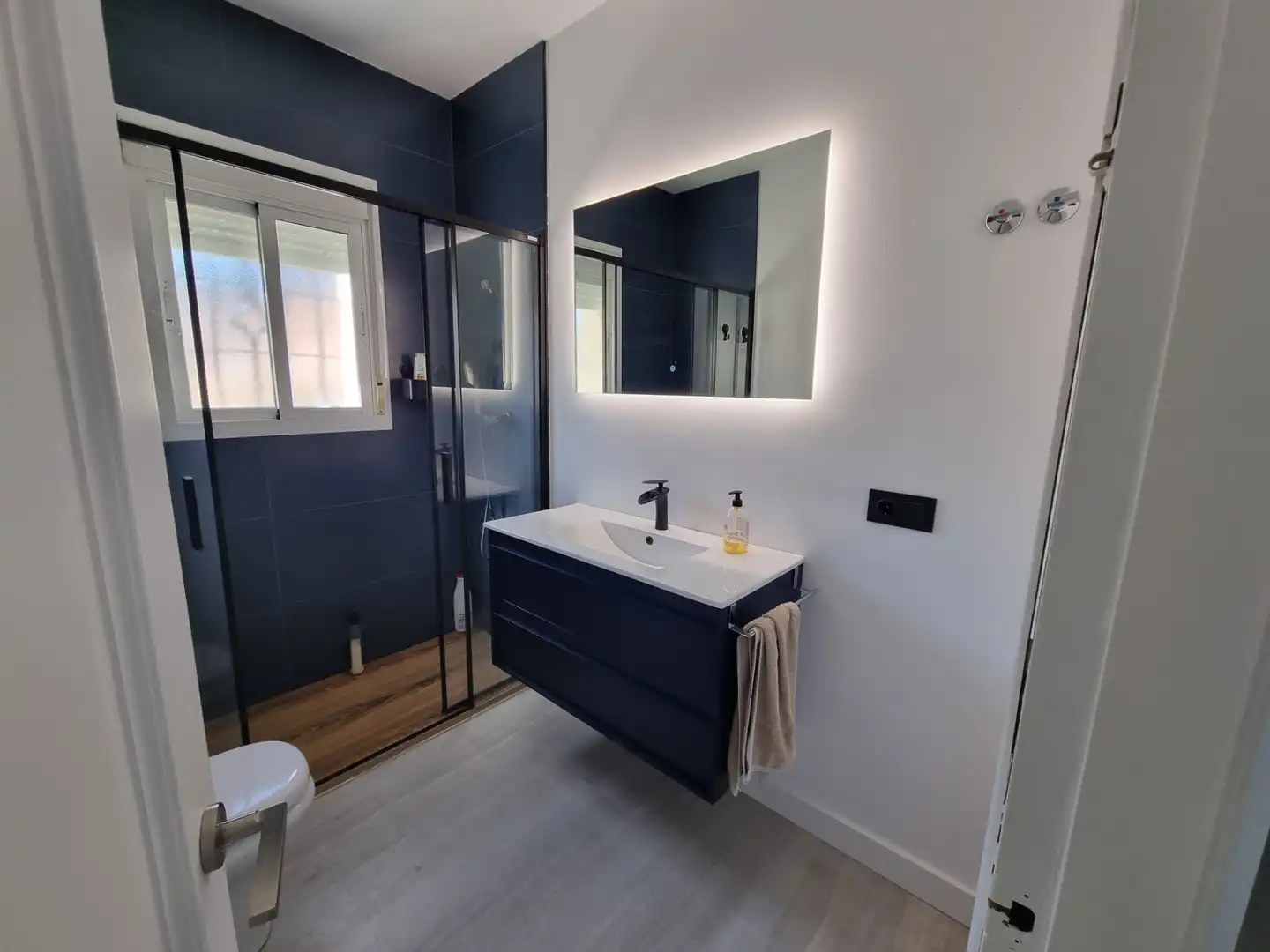 Bathroom of Houses for rent in El Puerto de Santa María  with Air Conditioner, Heating and Private garden