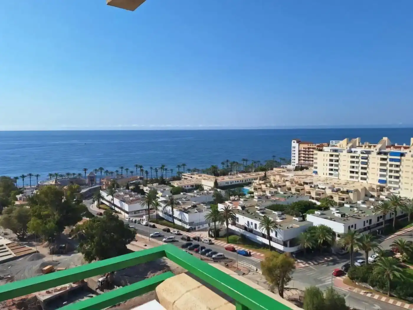 Außenansicht von Wohnung zur Miete in Roquetas de Mar mit Klimaanlage und Schwimmbad