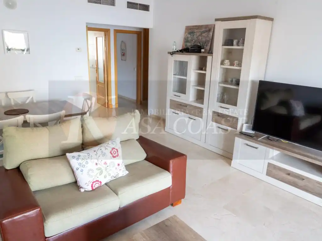 Sala de estar de Piso en venta en Fuengirola con Aire acondicionado, Jardín privado y Terraza