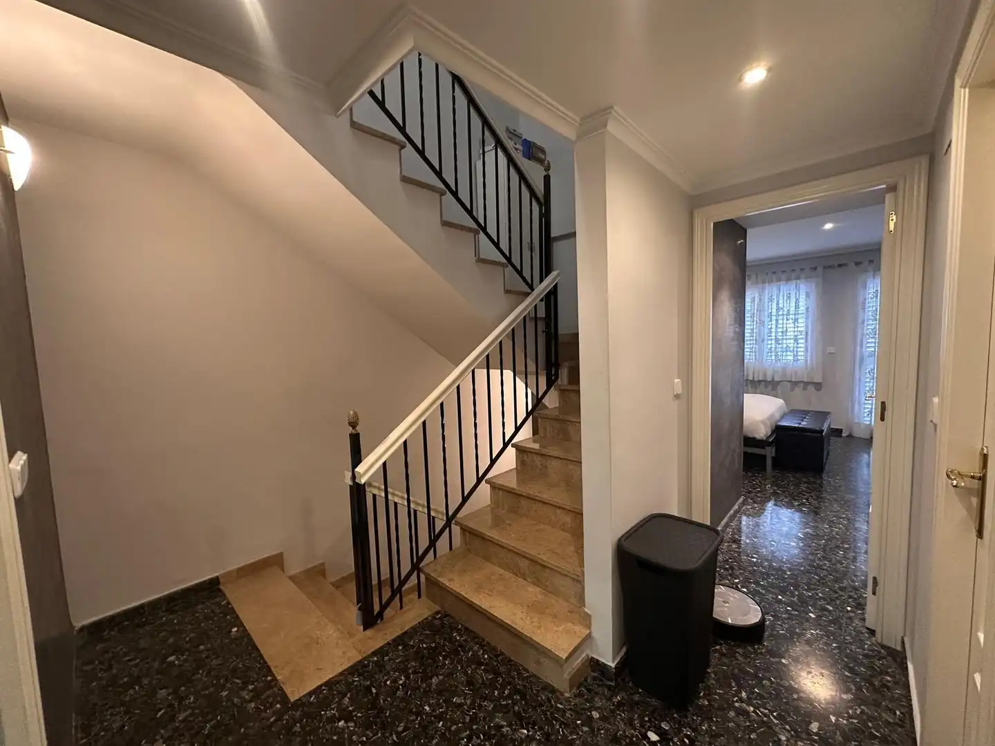 Casa adosada en venta en Alquenència - Venècia