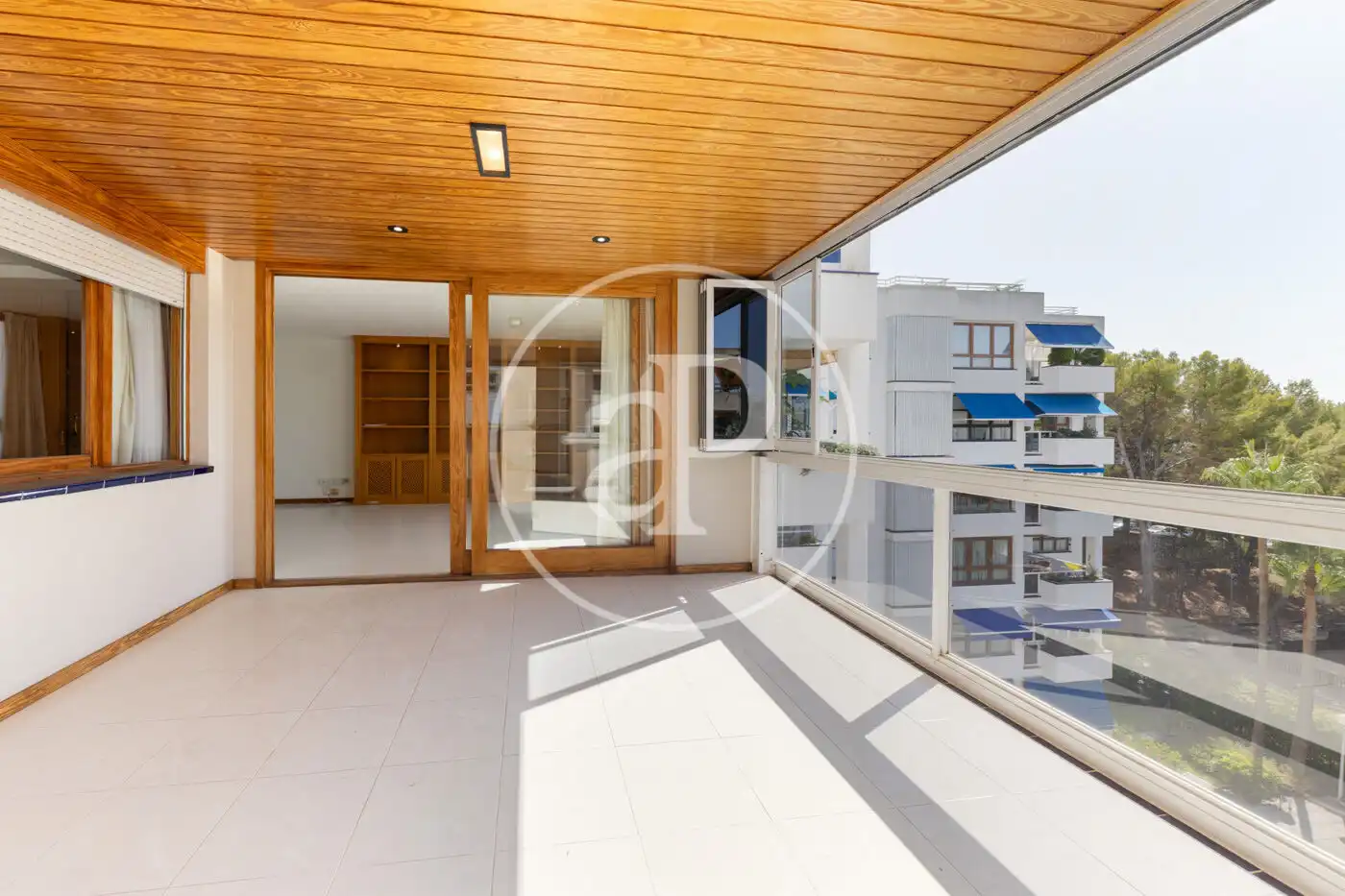 Außenansicht von Wohnung zur Miete in  Palma de Mallorca mit Klimaanlage, Heizung und Privatgarten
