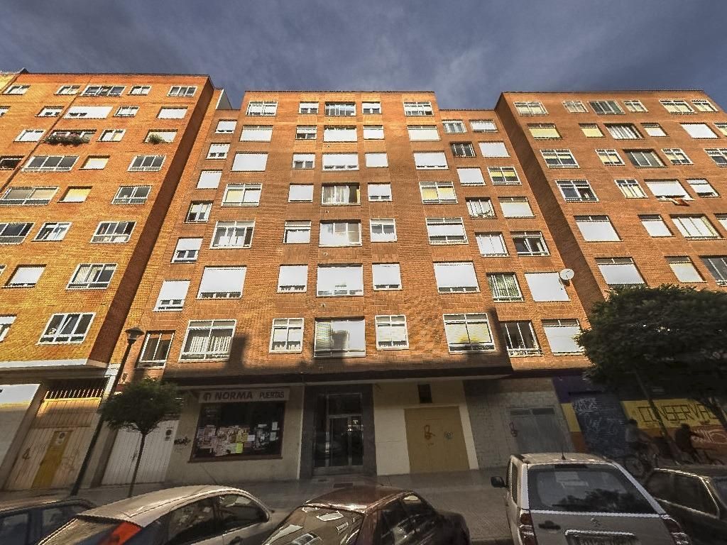 Exterior view of Flat for sale in Burgos Capital