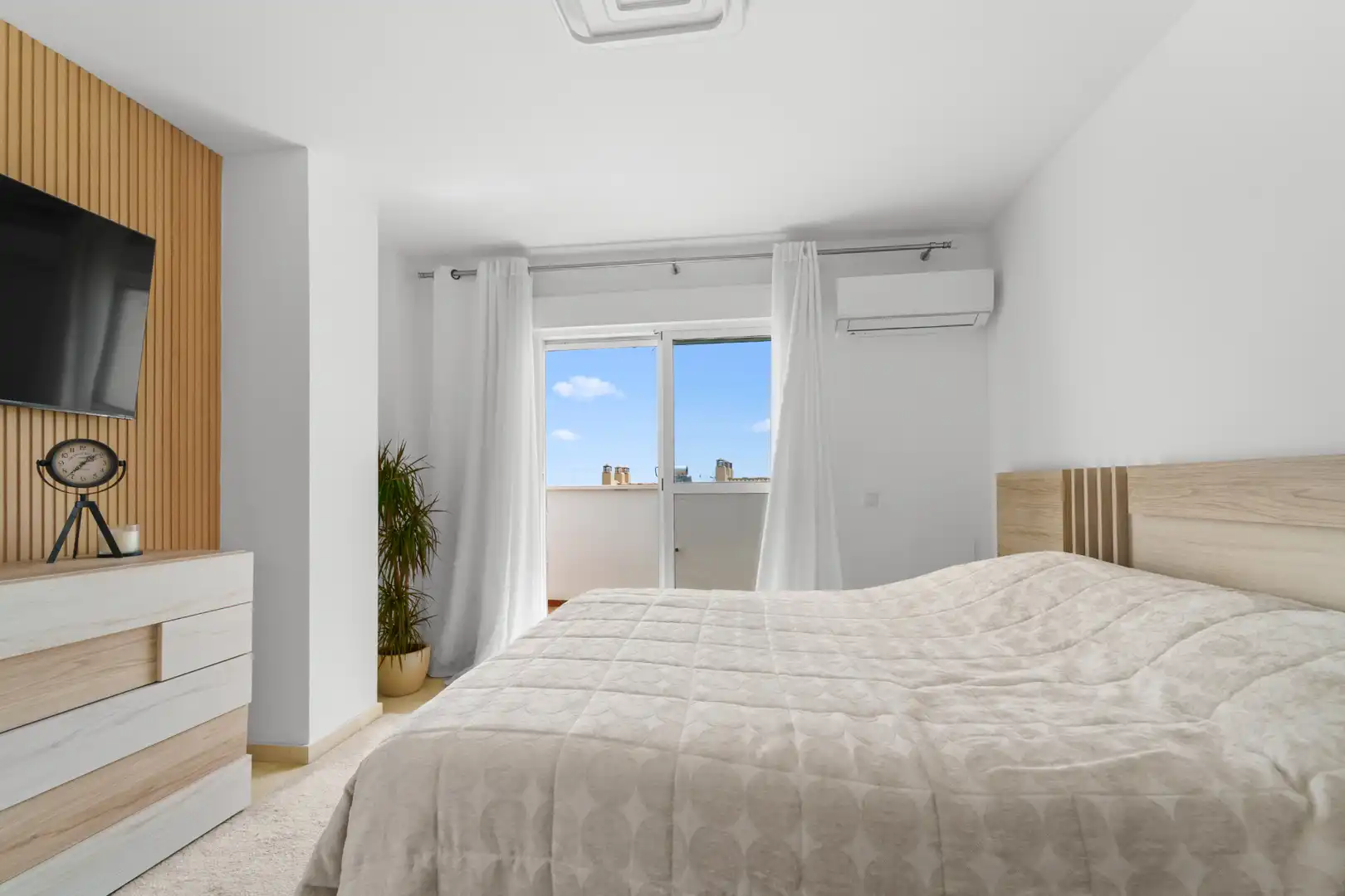 Reihenhaus mit Pool zum Verkauf in Calle Isaias Carrasco Miguel, imagen 16