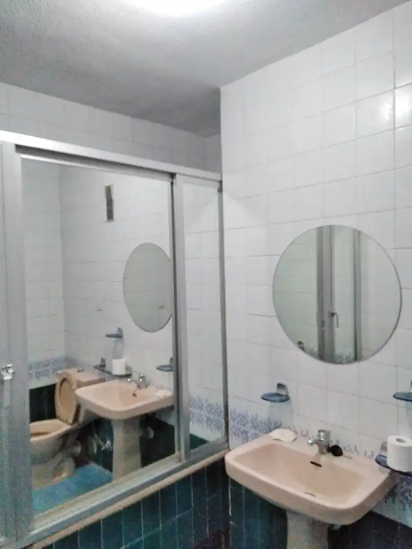 Badezimmer von Wohnung zur Miete in Cáceres mit Klimaanlage, Heizung und Terrasse