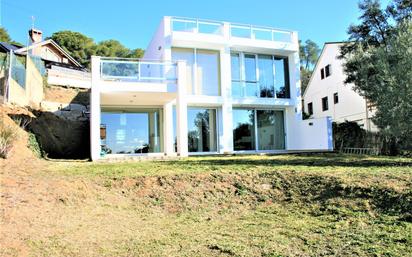 Vista exterior de Casa o xalet en venda en L'Ametlla del Vallès amb Aire condicionat i Terrassa