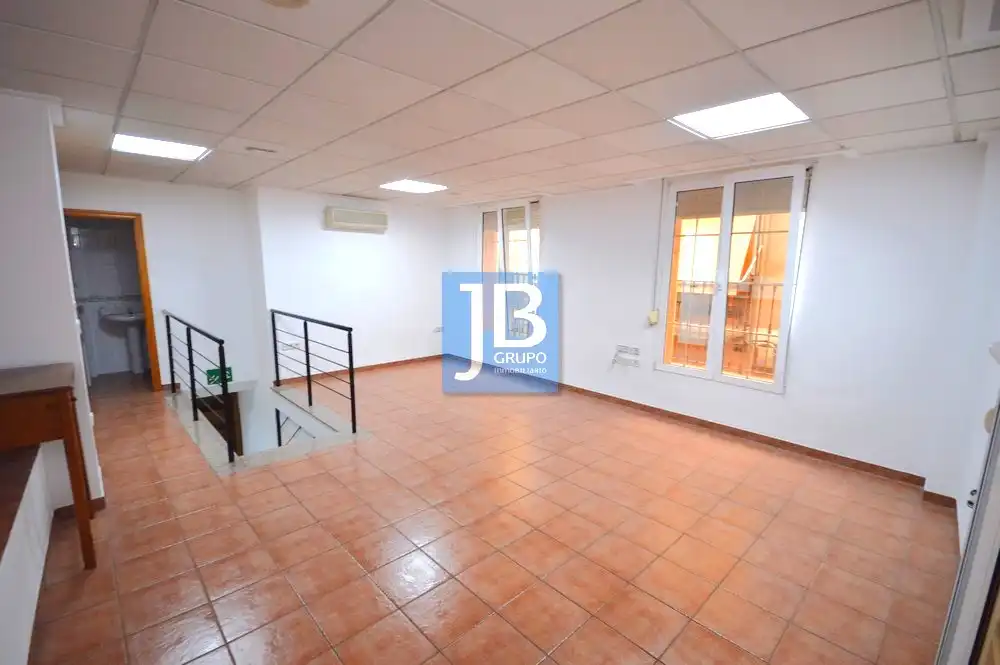 Local comercial de lloguer a Plaça de la Bassa, imagen 10