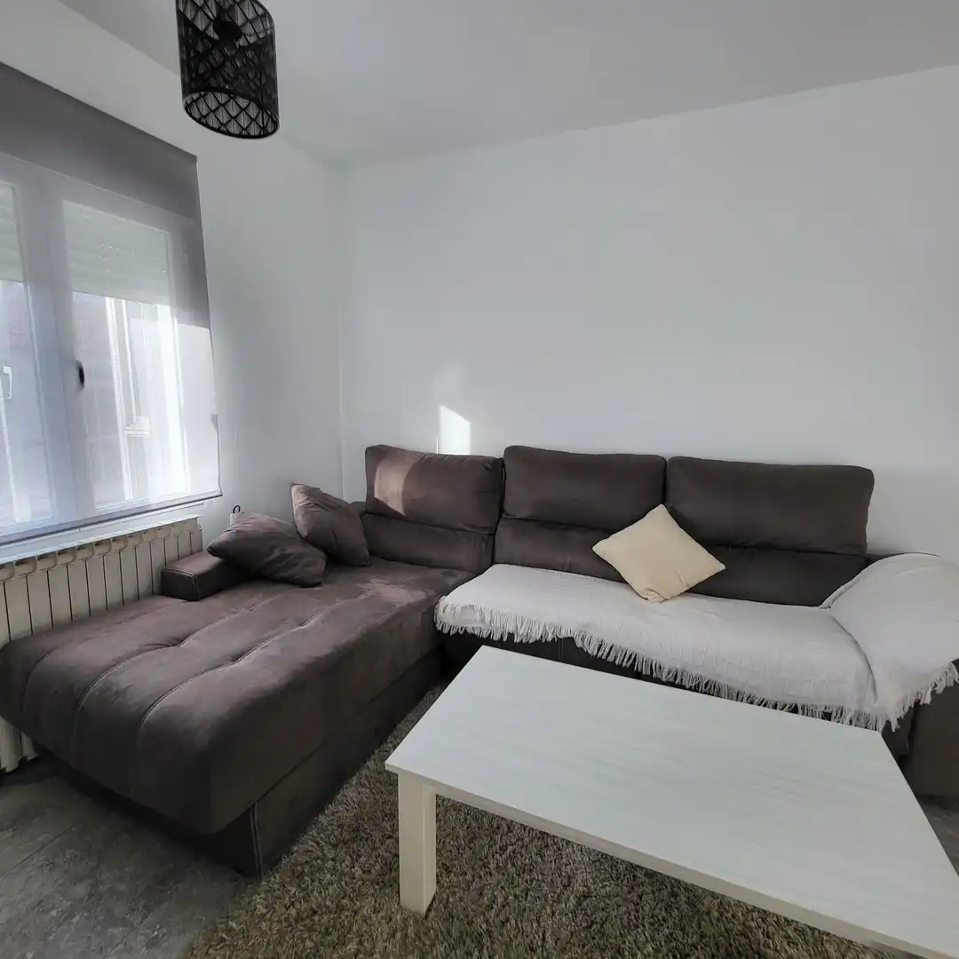 Sala de estar de Piso de alquiler en Ávila con Calefacción, Terraza y Amueblado
