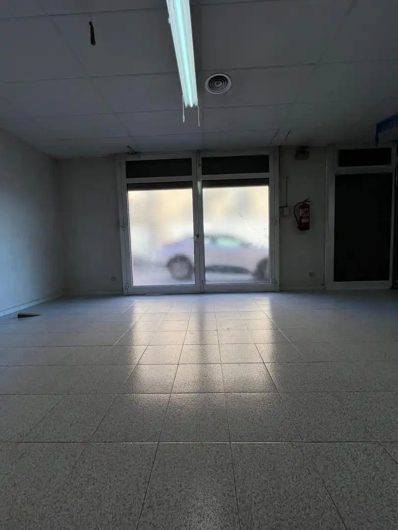 Gewerbefläche zum Verkauf in Vilanova del Camí, imagen 4