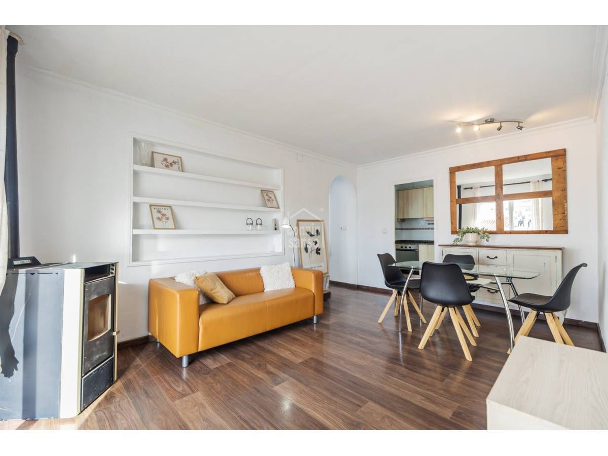 Wohnzimmer von Wohnungen zum verkauf in Es Castell mit Terrasse und Möbliert