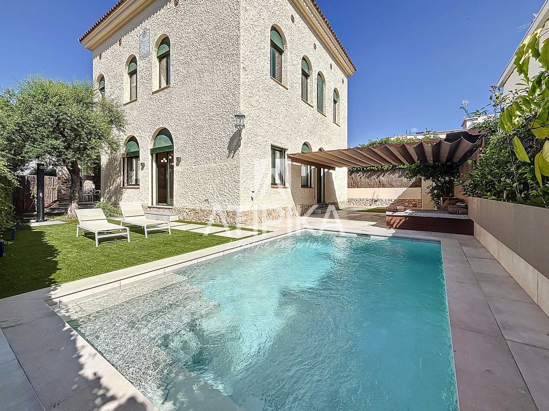 Piscina de Casa o chalet de alquiler en Sitges con Aire acondicionado, Calefacción y Terraza