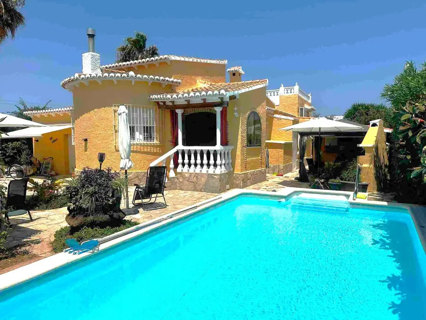 Villa avec piscine à vendre à Centro Urbano