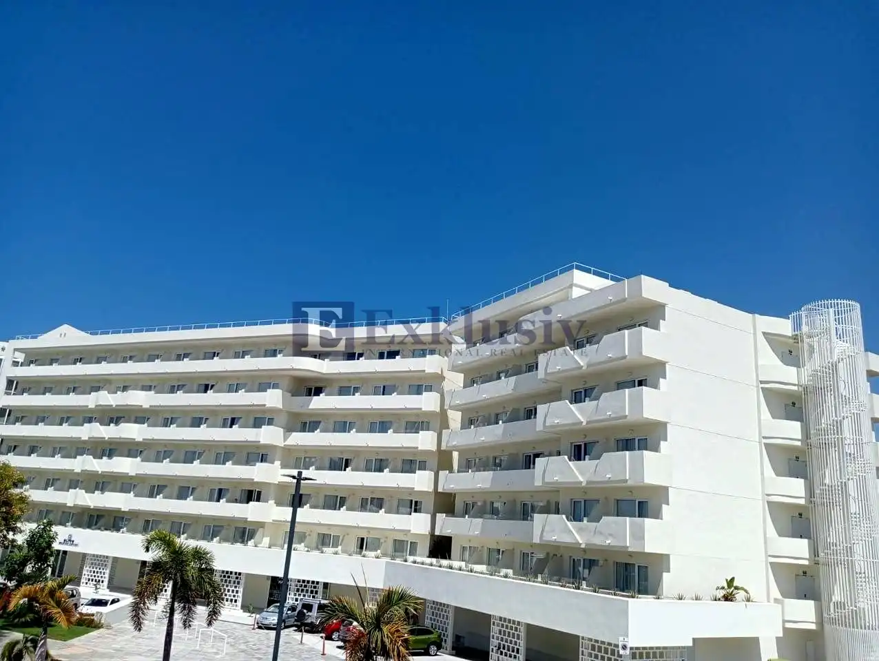 Vista exterior de Local en venta en Adeje