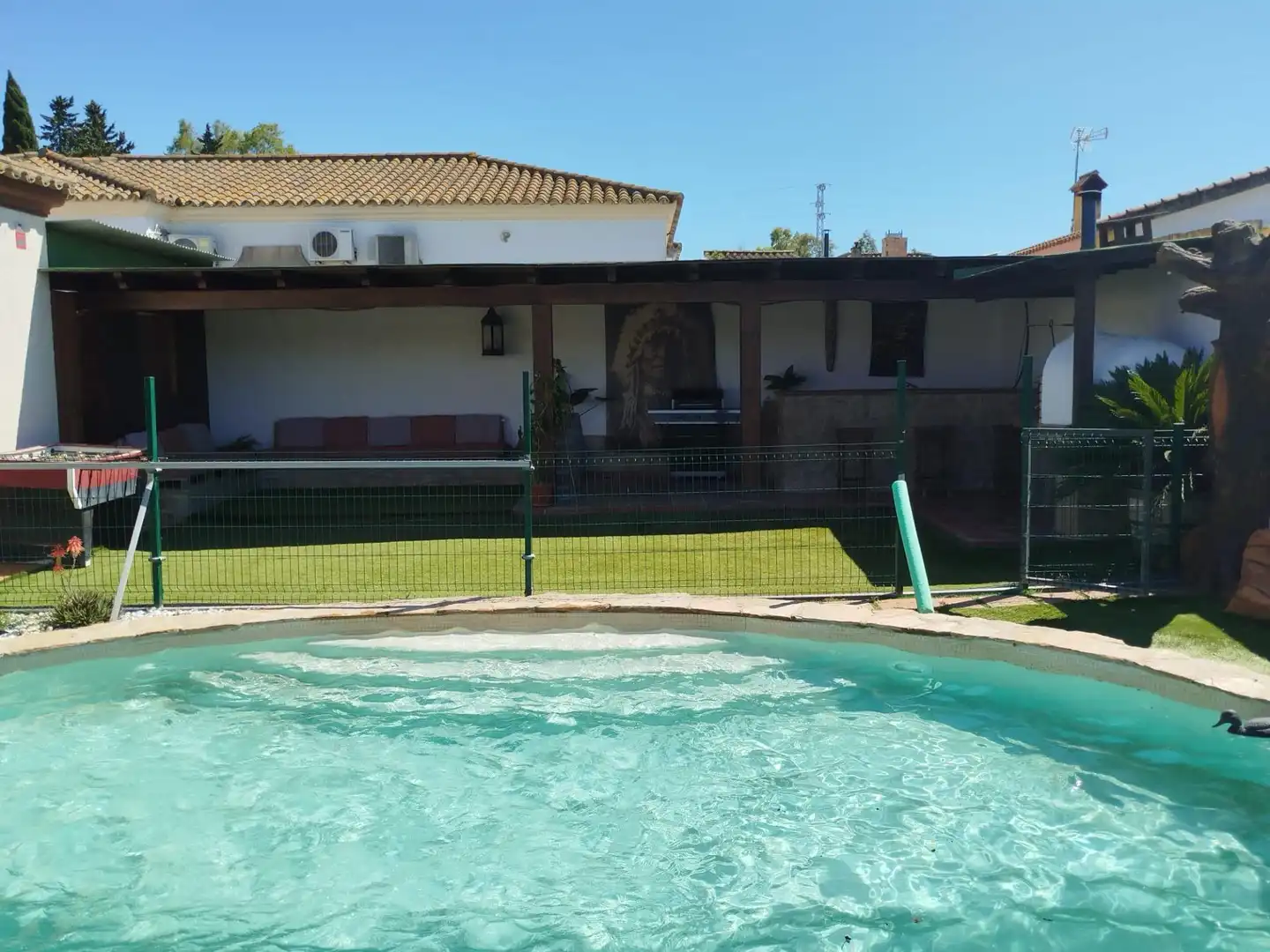 Swimming pool of Houses for sale in Chiclana de la Frontera  with Air Conditioner, Private garden and Terrace
