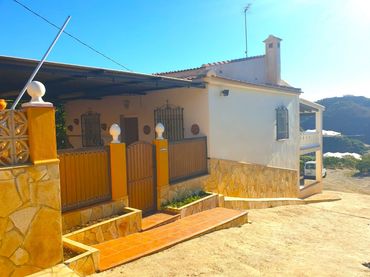 Haus zum Verkauf in Algarrobo pueblo