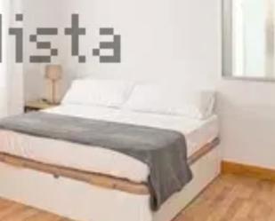 Bedroom of Flat to rent in  Madrid Capital  with Heating, Furnished and Washing machine