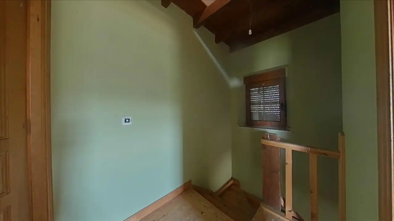 Casa o chalet en venta en Salinas de Pisuerga con Jardín privado, Parquet y Trastero