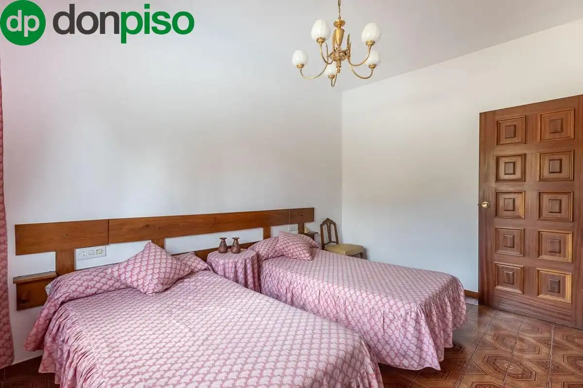 Houses for sale in Carretera de la Sierra, Lancha del Genil