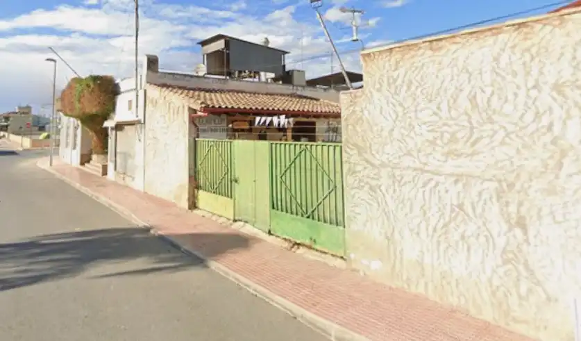 Vista exterior de Piso en venta en Daya Nueva
