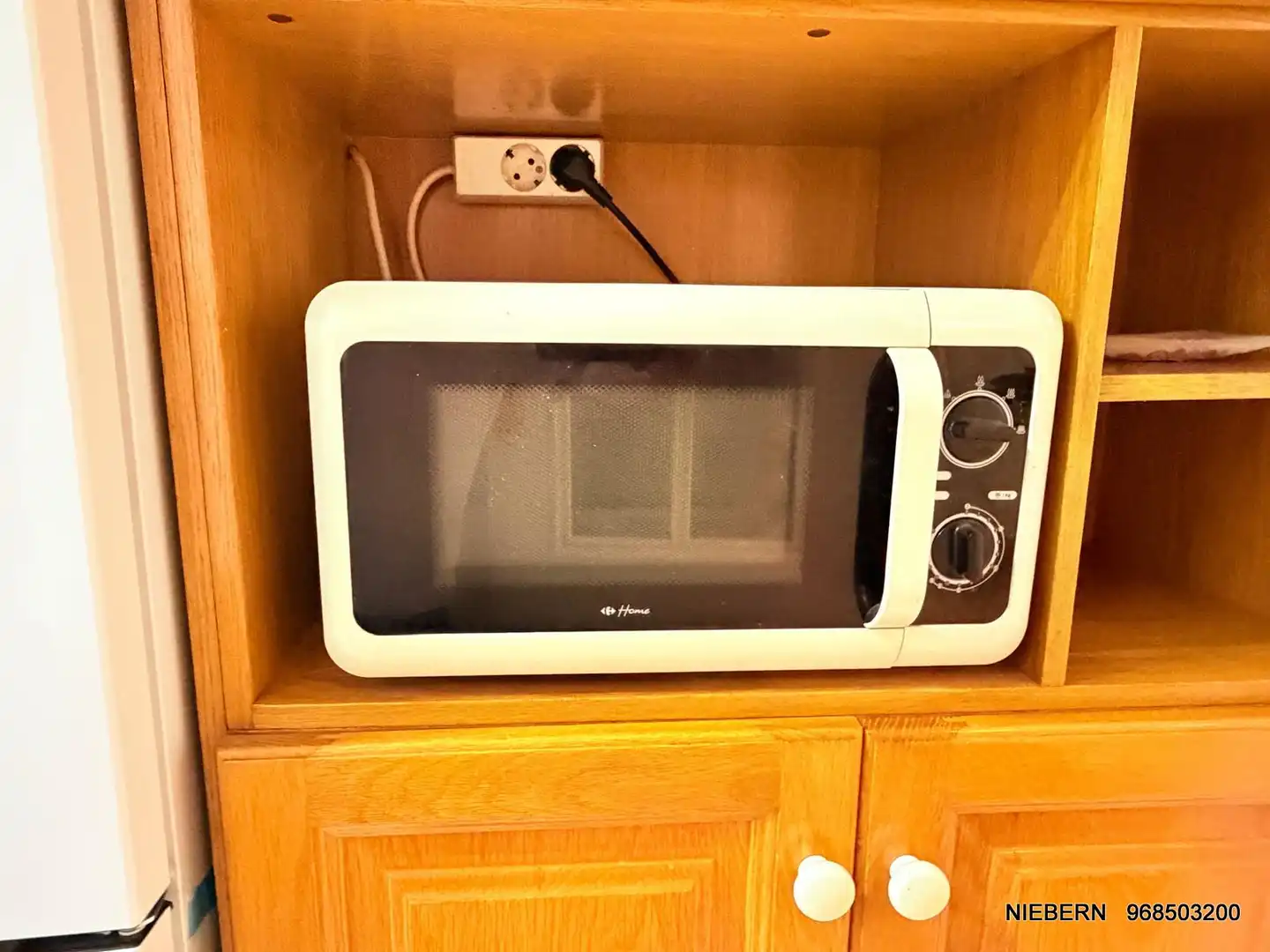 Flat with terrace to rent in Avenida de Venecia, imagen 69