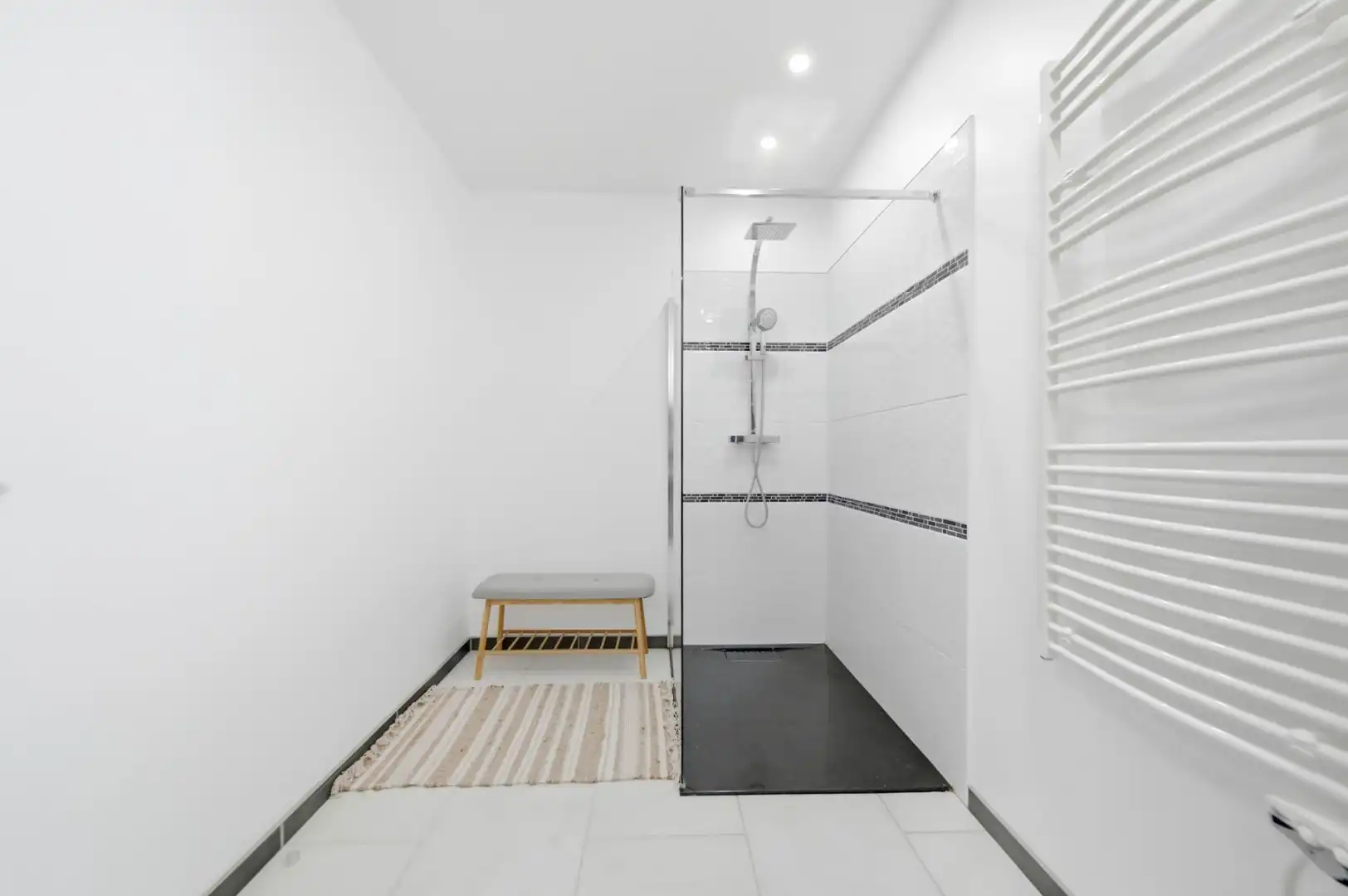 Bathroom of Houses for sale in Roses  with Terrace and Swimming Pool