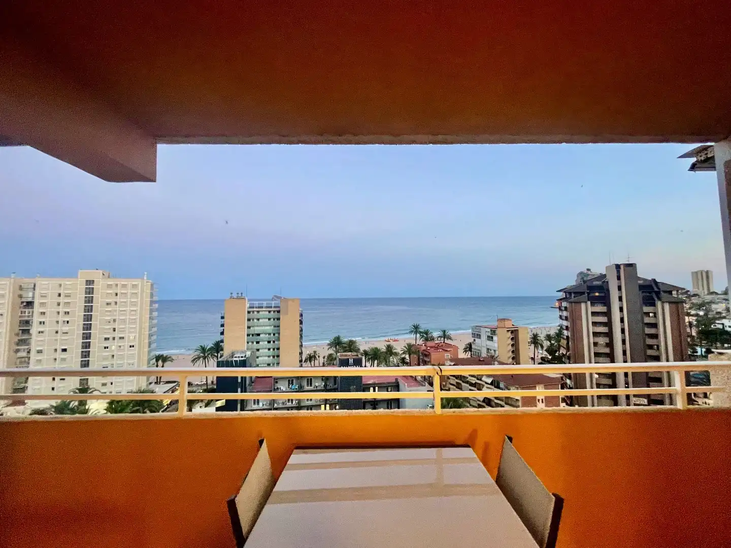 Terrasse von Wohnungen zur Miete in Benidorm mit Klimaanlage, Möbliert und Gemeinschaftspool