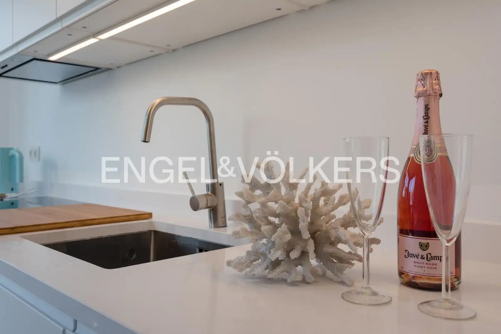 Kitchen of Attic for rent in Barcelona  with Air Conditioner, Heating and Parquet flooring