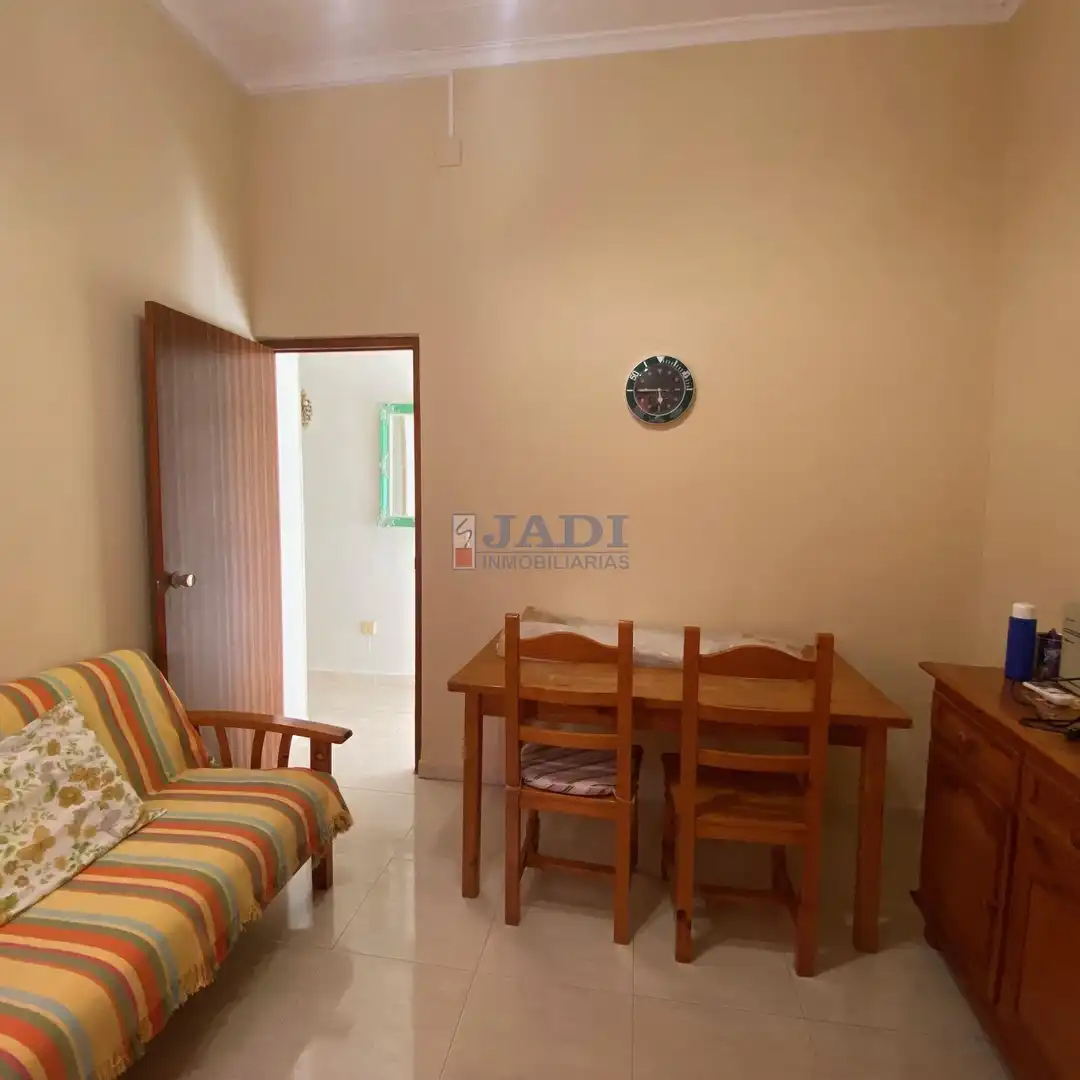 Habitación de Piso en venta en Valdepeñas con Aire acondicionado y Calefacción