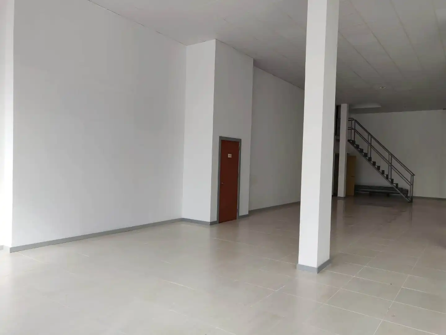 Local de lloguer en La Línea de la Concepción