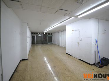 Local comercial en venda a Carrer del Cardenal Reig