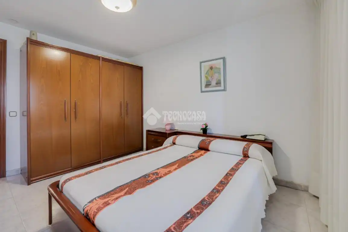 Dormitori de Pis en venda en L'Hospitalet de Llobregat amb Balcó