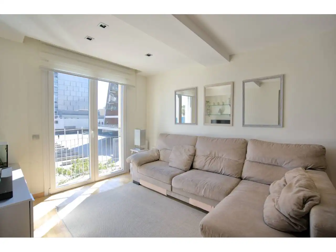 Sala de estar de Piso en venta en Barcelona con Aire acondicionado, Calefacción y Parquet