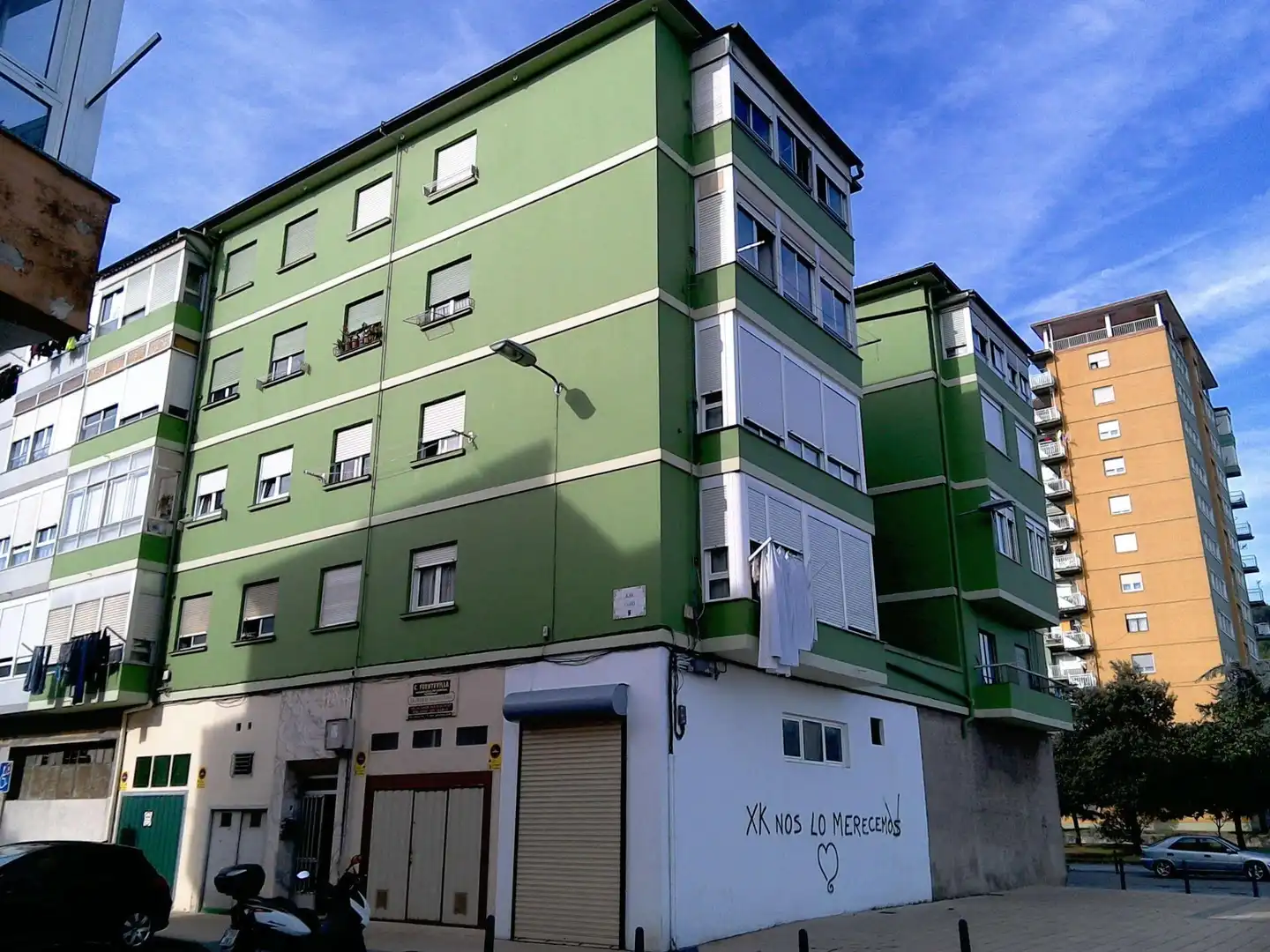 Vista exterior de Pis en venda en Torrelavega 