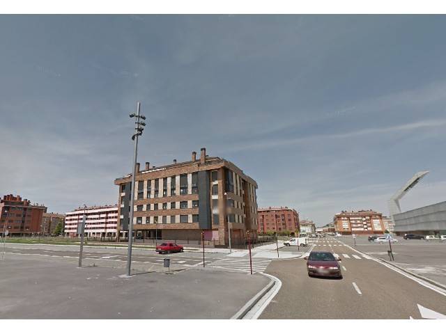 Local comercial en Alquiler en Sector 8 - Nueva Balastera