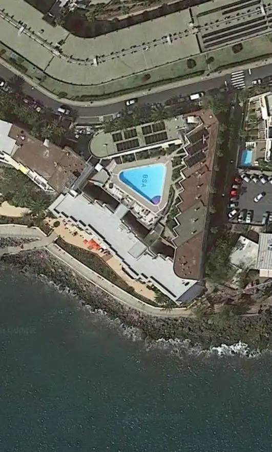 Piscina de Apartament de lloguer en San Bartolomé de Tirajana amb Moblat, Balcó i Piscina comunitària