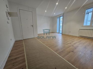 Apartament amb balcó en venda a Universidad