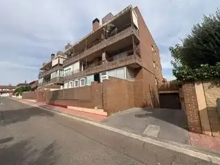 Vista exterior de Piso en venta en Cuarte de Huerva, Zaragoza