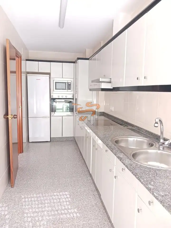 Kitchen of Apartments for rent in Ferrol  with Heating and Furnished
