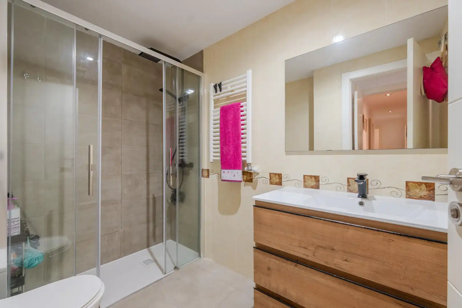 Baño de Dúplex en venta en Girona con Calefacción