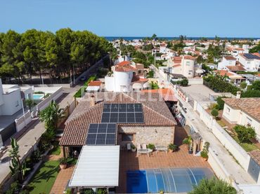 Casa con piscina in vendita a Partida Xironets Cl-11