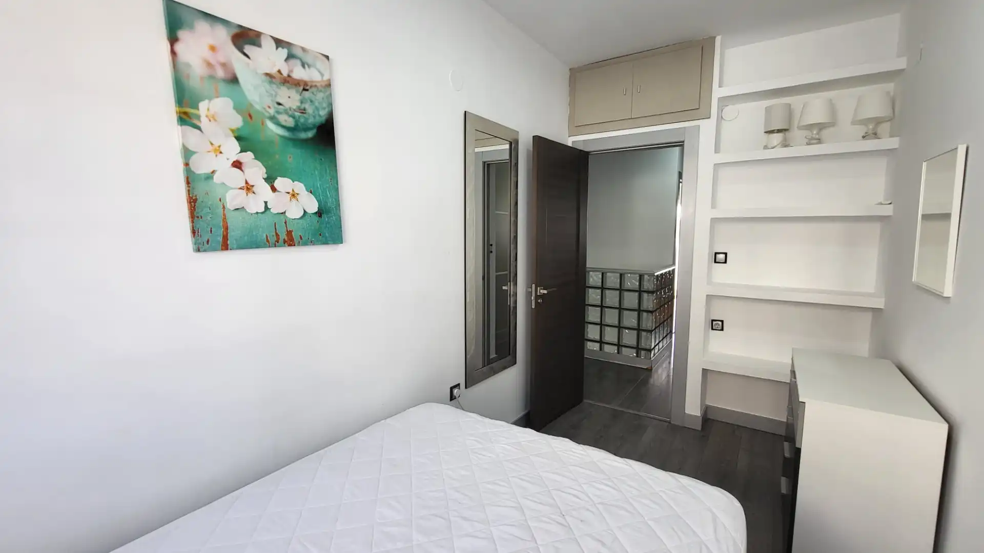 Bedroom of Attic for sale in Torremolinos  with Air Conditioner, Terrace and Furnished