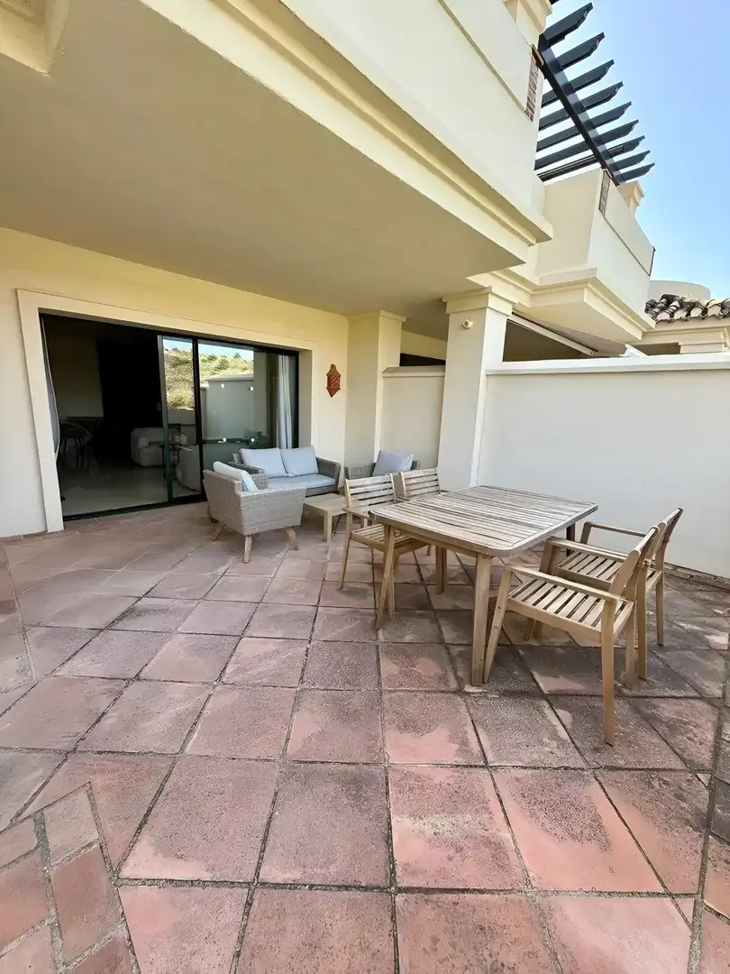 Apartament amb piscina en venda a Benahavís pueblo, imagen 8