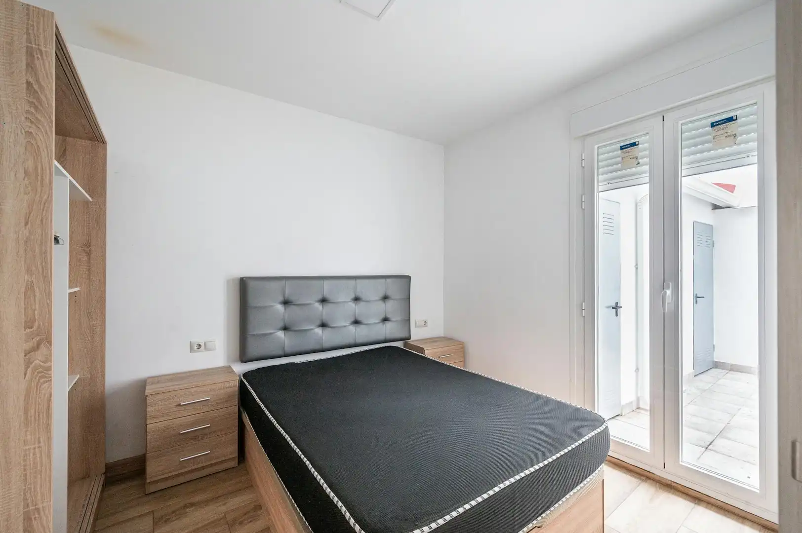 Habitación de Piso de alquiler en Madrid con Aire acondicionado, Amueblado y Lavadora